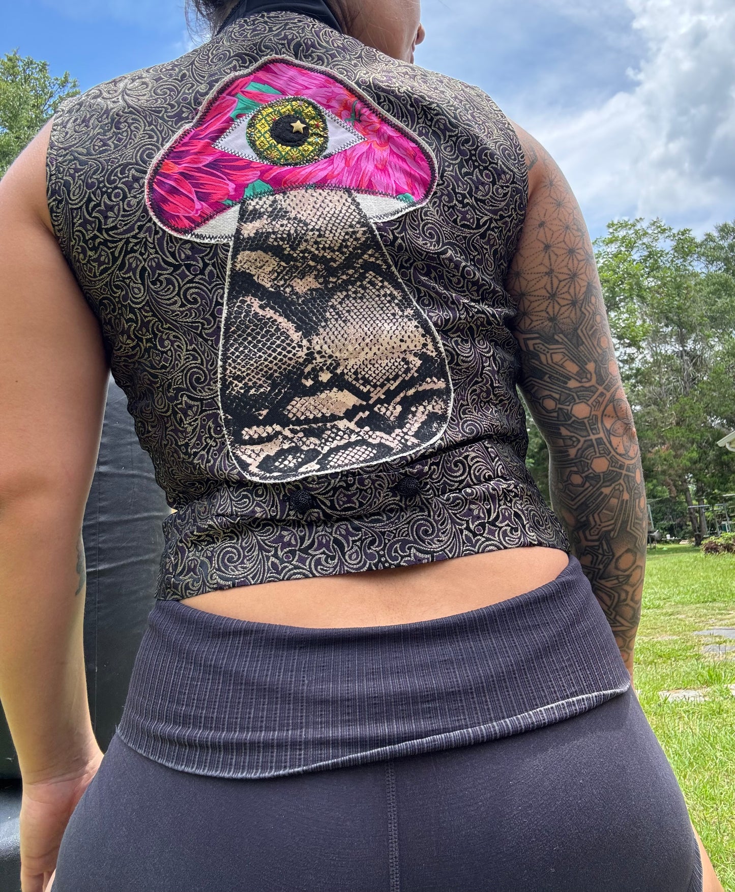 Mushroom vest