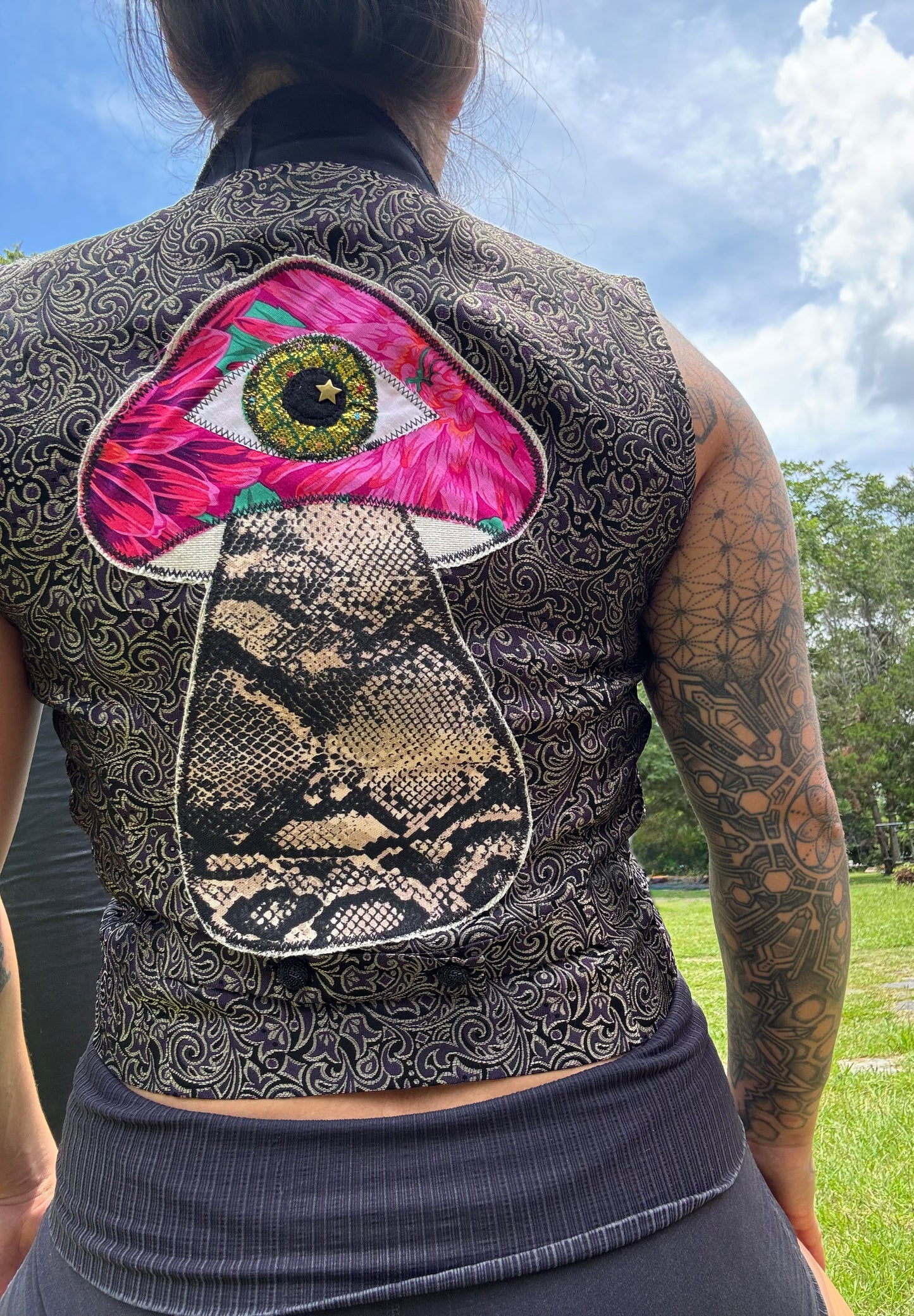 Mushroom vest